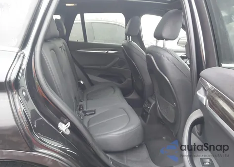 2018 BMW X1 xDrive28I из США, поврежденный, VIN WBXHT3C38J5L34785